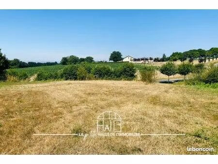 terrain 1 000 m² nantiat