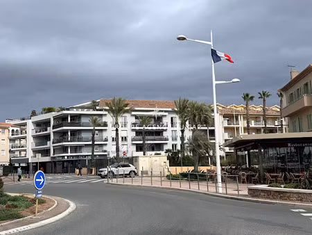 vente locaux professionnels 100 m² à saint-raphael (83700)  630 000 €