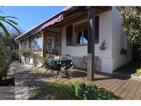 maison de plain-pied  3 chambres  double terrasse & parking couvert