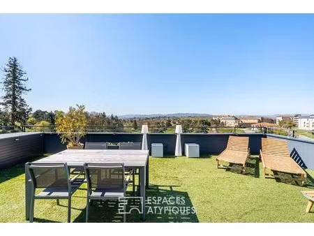 dernier étage avec terrasse plein sud et garage