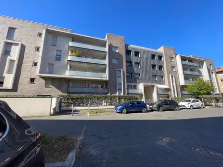 location appartement 3 pièces 63 m² à toulouse (31200)