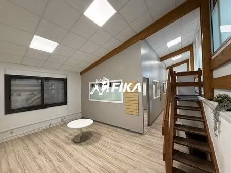 location bureaux 124 m²