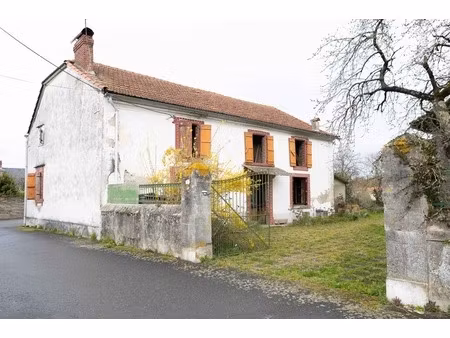 maison 90m² à rénover  terrain 1200m²  comble aménageable  aurensan (65)