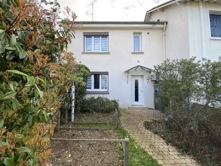 maison 5 pièces 90 79 m² avec jardin à rosny-sur-seine