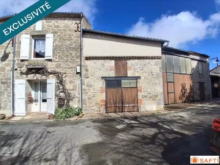 maison de village 75m2  2 chambres  dépendances 270m2