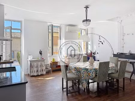 élégante maison de ville de caractère avec jardin– 178 m²