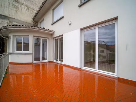 appartement t4 99m² en centre-ville avec terrasse !