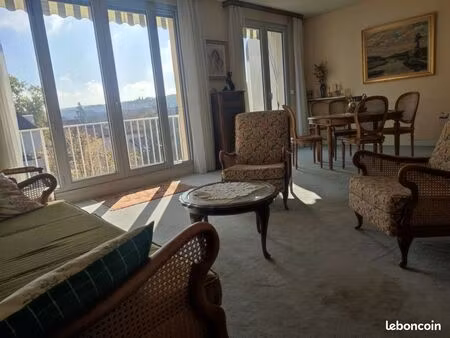 appartement 5 pièces croissy/seine hyper centre