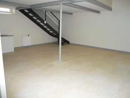 a louer - appartement t3 de 77.76 m²