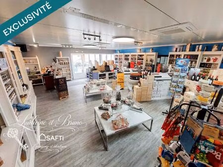 local commercial sur callac