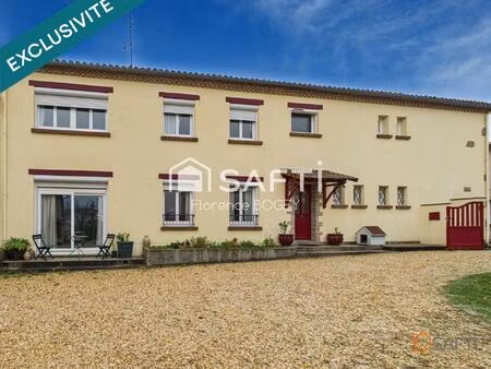 rare sur le secteur : une maison de caractère rénovée  lumineuse et prête à vous accueilli