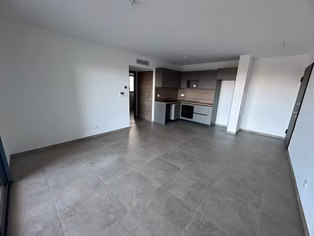 location appartement 2 pièces 46 m² à borgo (20290)  725 €