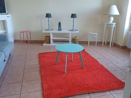 grand studio meublé