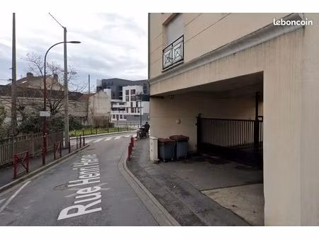 location place parking