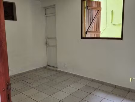 maison à louer le gosier beaumanoir