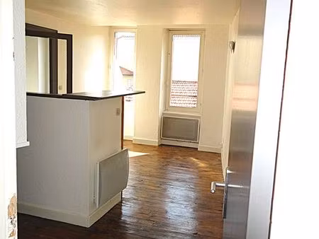 tres sympa f2 plein centre