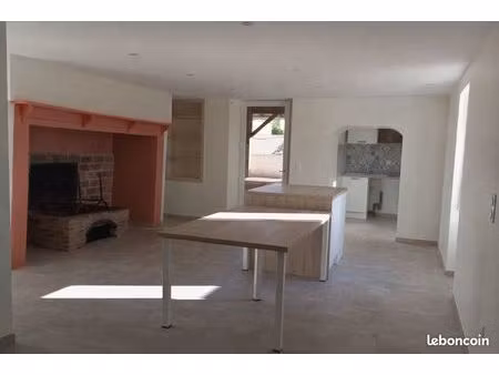 maison quercynoise à louer