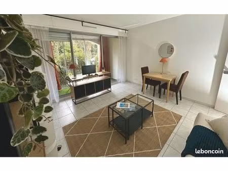 appartement 1 pièce 28 m²