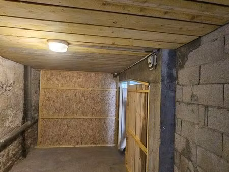 box de stockage 15m² quartier battant