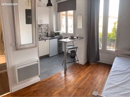 studio meublé 17 m² – 10 min gare colombes – 685 cc