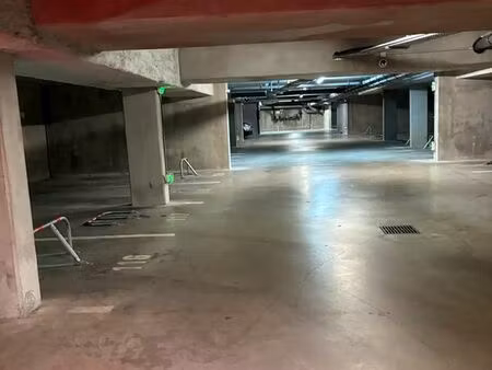 parking a louer lyon 2 confluence