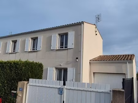 maison avec jardinet