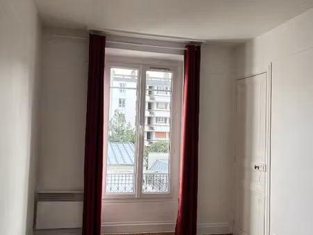 location appartement 2 pièces 29.89 m² à boulogne-billancourt (92100)  1 020 €