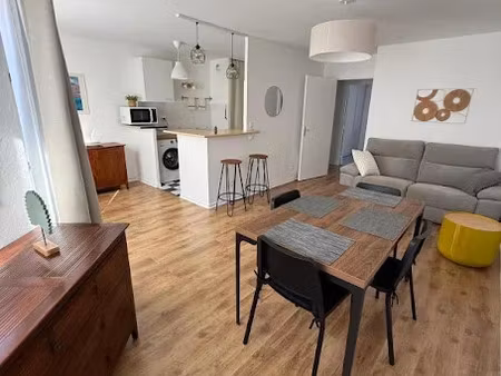 location meublée appartement 2 pièces 52 m² à bagnolet (93170)  1 260 €