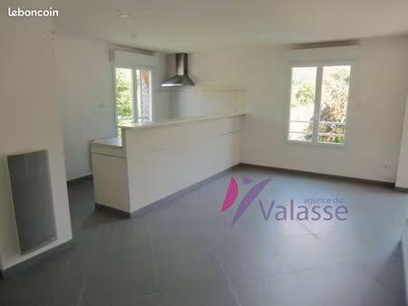 appartement 3 pièces 63 m²