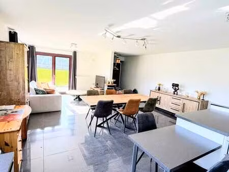 bel appartement sur neupré