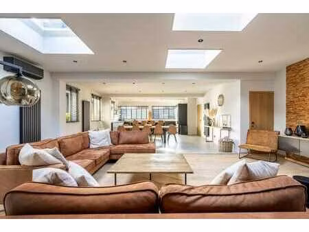 ruime instapklare woning met loods in centrum ingelmunster.