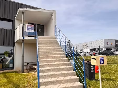 location locaux professionnels 5 pièces 150 m² à plerin (22190)  1 000 €