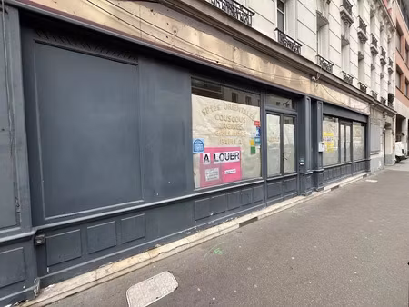 location locaux professionnels 1 pièce 93 m² à clichy (92110)  3 009 €