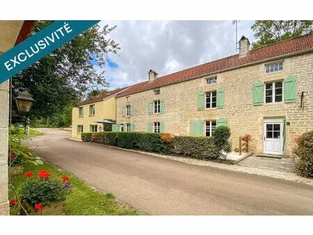 ensemble immobilier avec gîte en activité  habitation et extérieurs d'exception