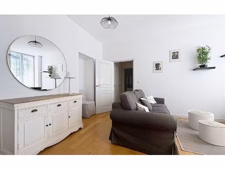 location appartement  m² t-2 à vichy  700 €