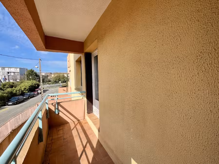 carcassonne t4 traversant avec 2 balcons et 1 garage