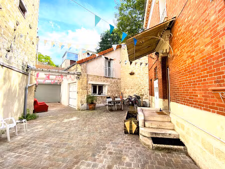 maison nanterre 12 pièce(s) 207 m2