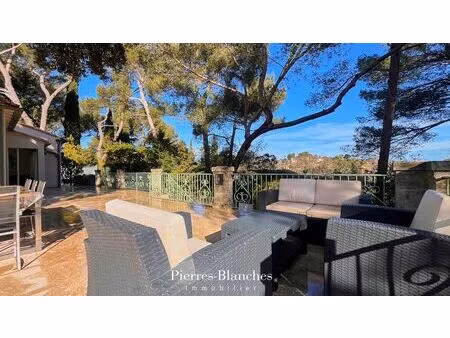 vente maison 5 pièces 170 m² nîmes (30000)