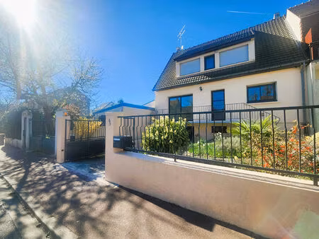 location maison 5 pièces  104.86m²  antony