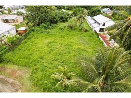 terrain constructible à vendre