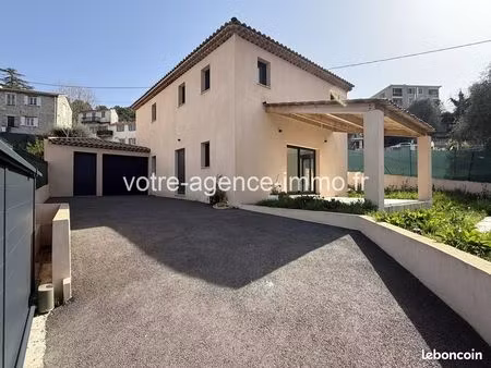 maison 5 pièces 140 m²