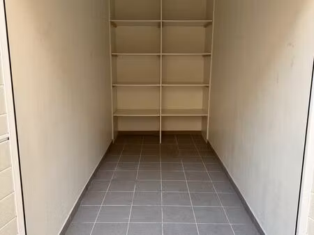 garage / box à louer 6 5 m2