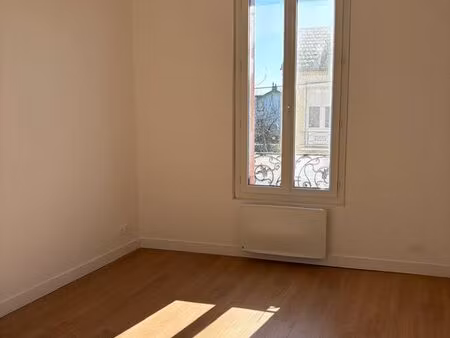 studio 1 pièce 19 m²