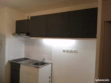 appartement t2 la roque d'antheron