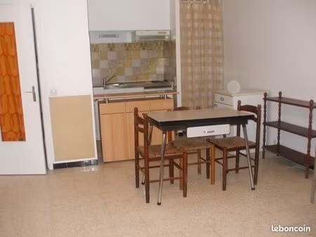 studio meuble 30 m²