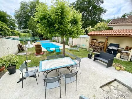 maison 6 pièces 12 m²