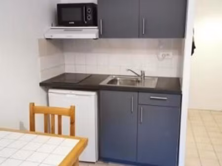 appartement studio meublé à louer à vichy