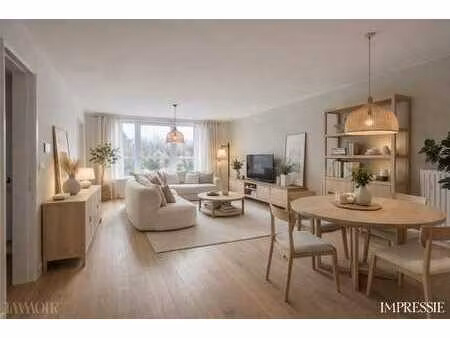 goed onderhouden appartement met 2 slaapkamers in brassch...