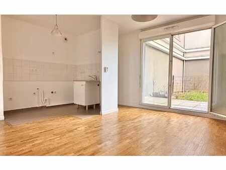 appartement morangis 43.9 m² t-2 à vendre  169 000 €