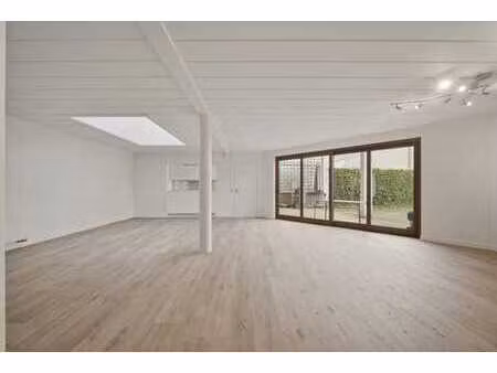 maison familiale unique et spacieuse de 5 chambres.